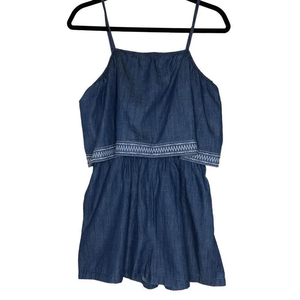 Patrons of Peace Embroidered Tie Back Romper Size M